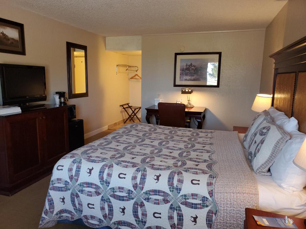 Kansas Country Inn Oakley エクステリア 写真