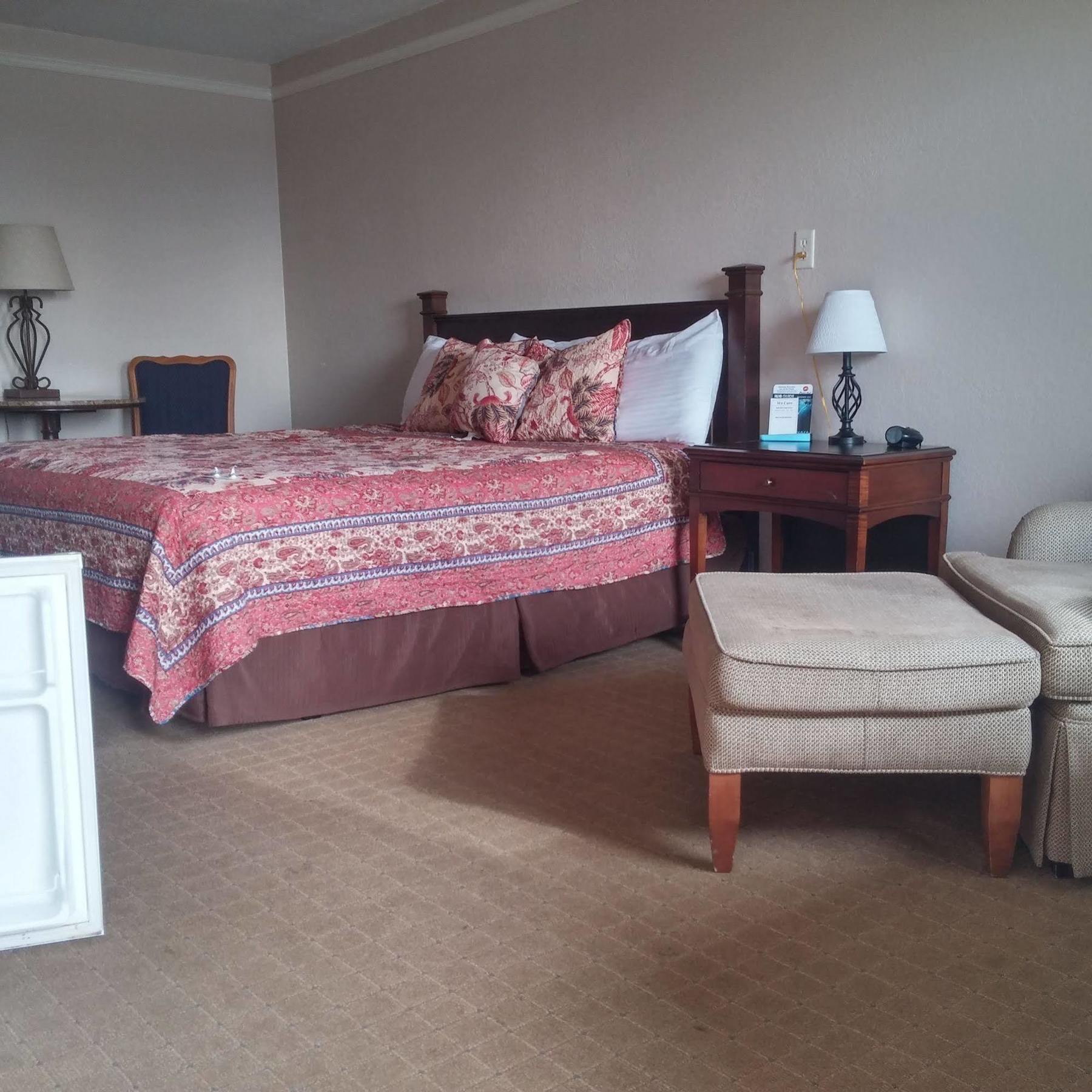 Kansas Country Inn Oakley エクステリア 写真