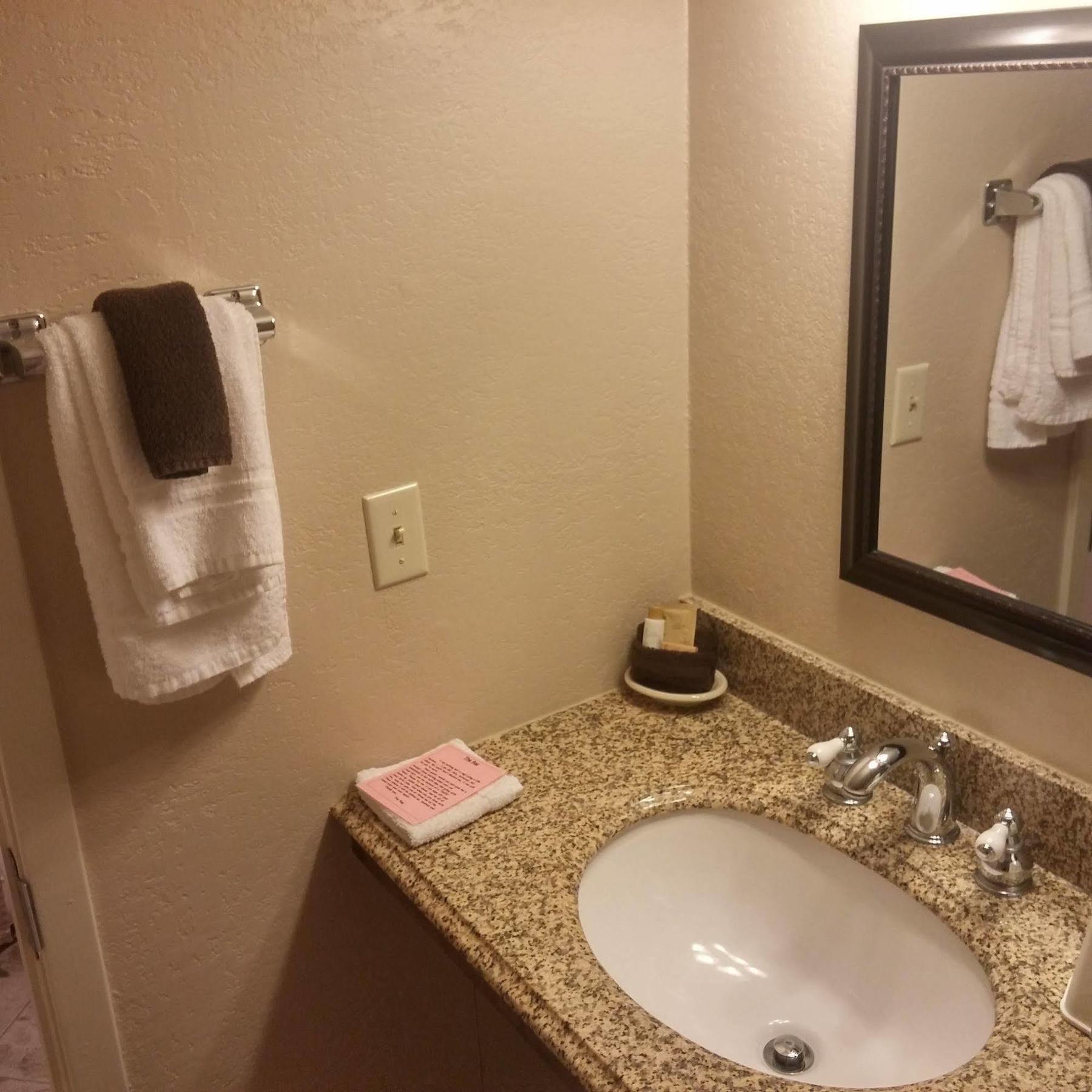 Kansas Country Inn Oakley エクステリア 写真