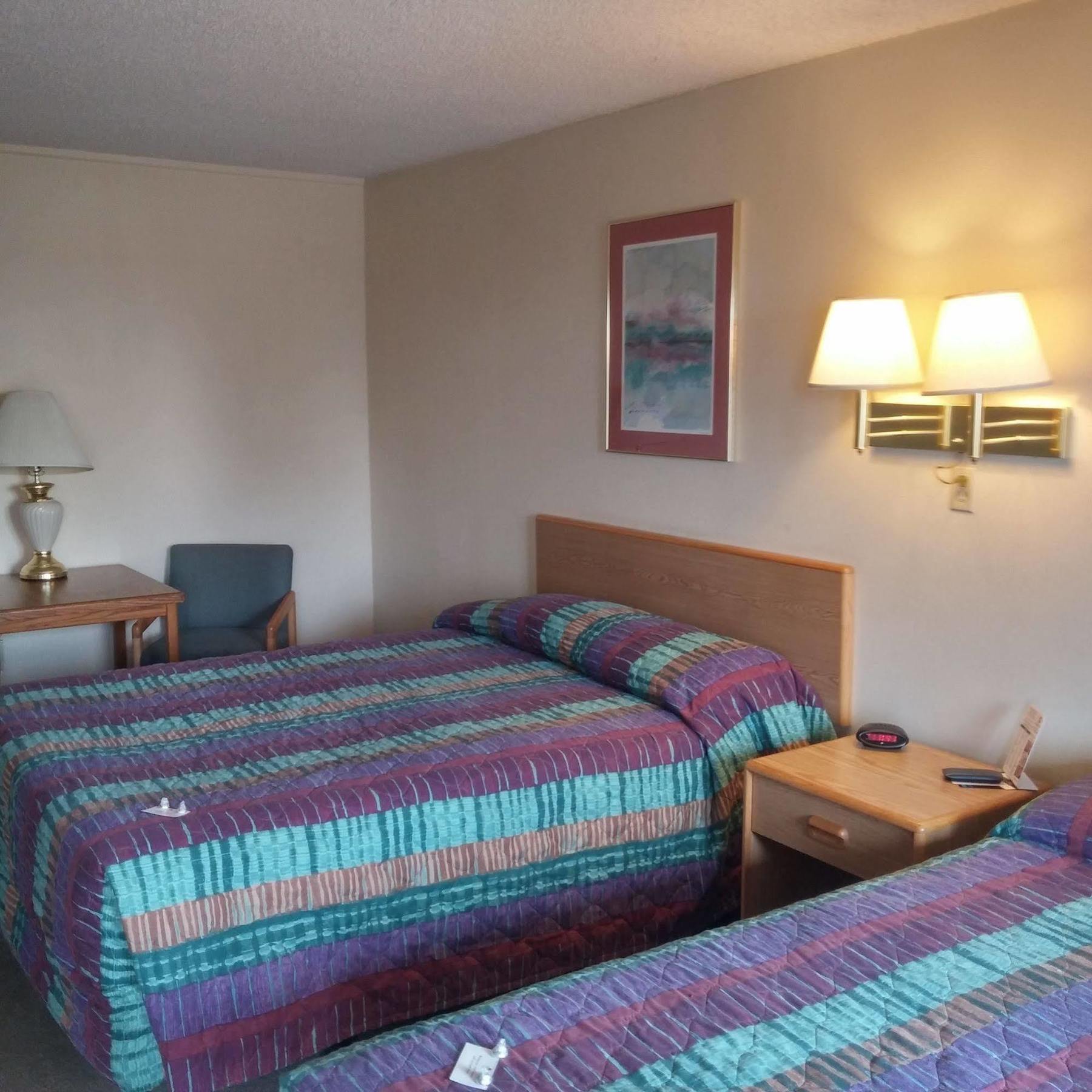 Kansas Country Inn Oakley エクステリア 写真